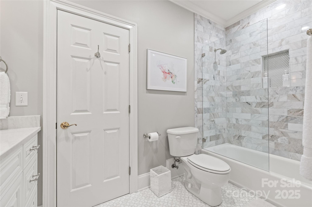 14701 Jockeys Ridge Dr Charlotte, NC 28277