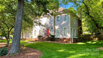 10338 Hollybrook Dr Charlotte, NC 28277