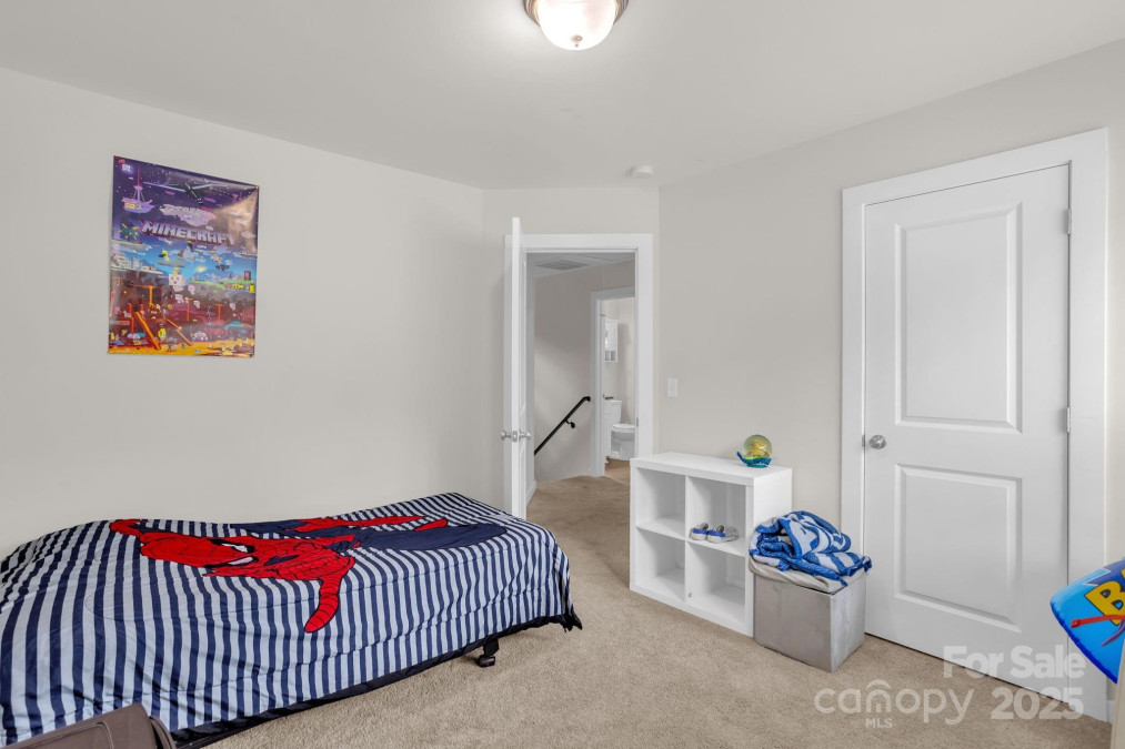2908 Burgess Dr Charlotte, NC 28208