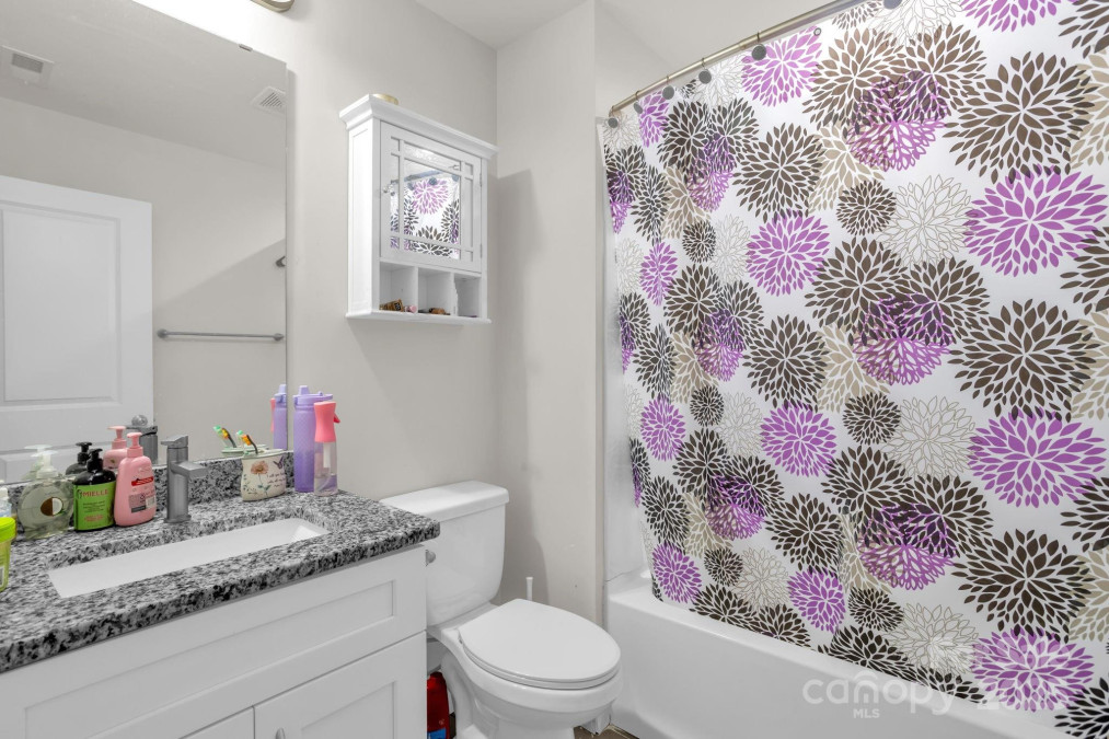 2908 Burgess Dr Charlotte, NC 28208