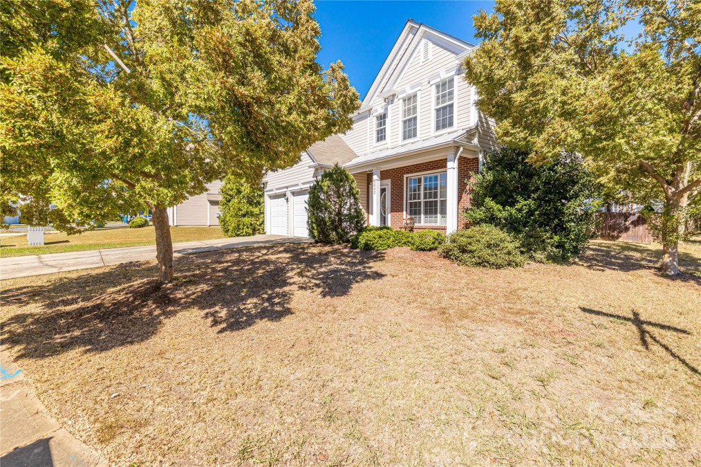 2802 Azalea Hills Dr Charlotte, NC 28262