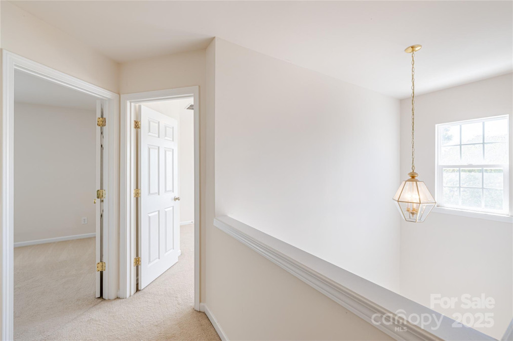 2802 Azalea Hills Dr Charlotte, NC 28262