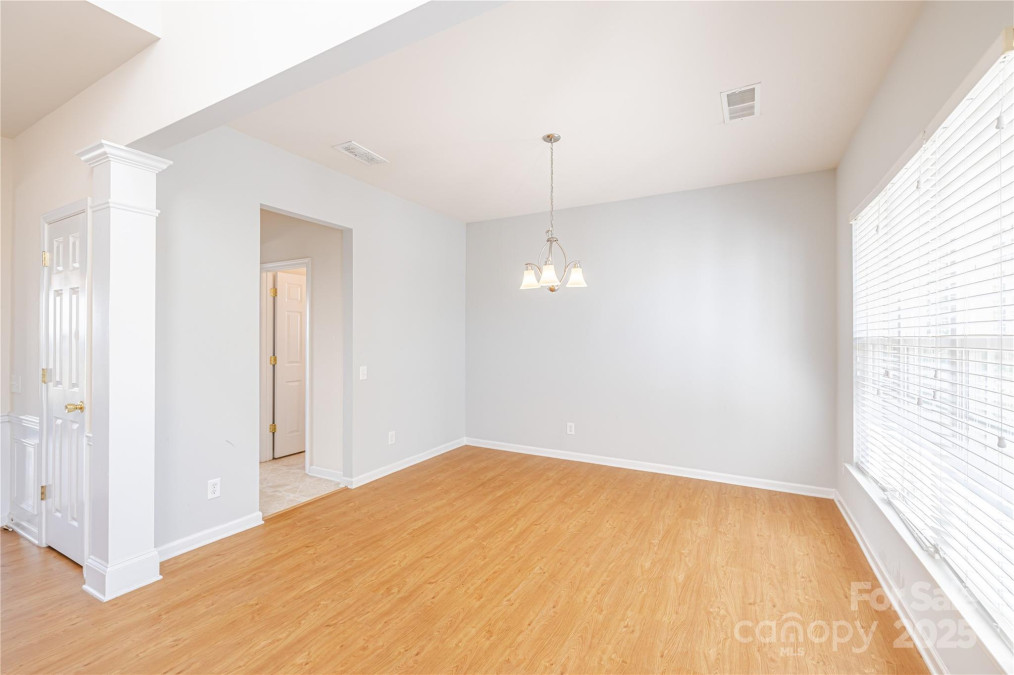 2802 Azalea Hills Dr Charlotte, NC 28262
