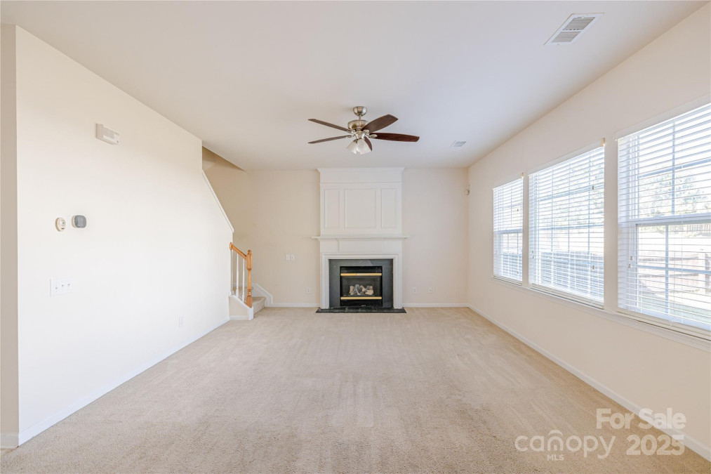 2802 Azalea Hills Dr Charlotte, NC 28262
