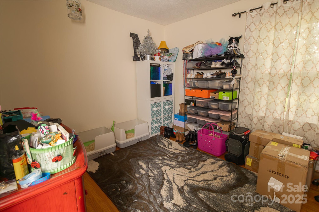1352 Cherokee St Blacksburg, SC 29702
