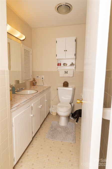 1352 Cherokee St Blacksburg, SC 29702