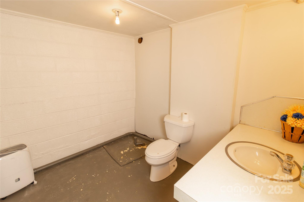 1352 Cherokee St Blacksburg, SC 29702