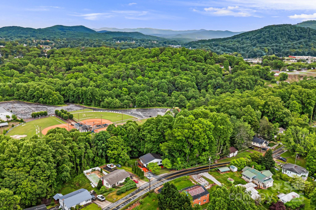 510 Reservoir Rd Marion, NC 28752