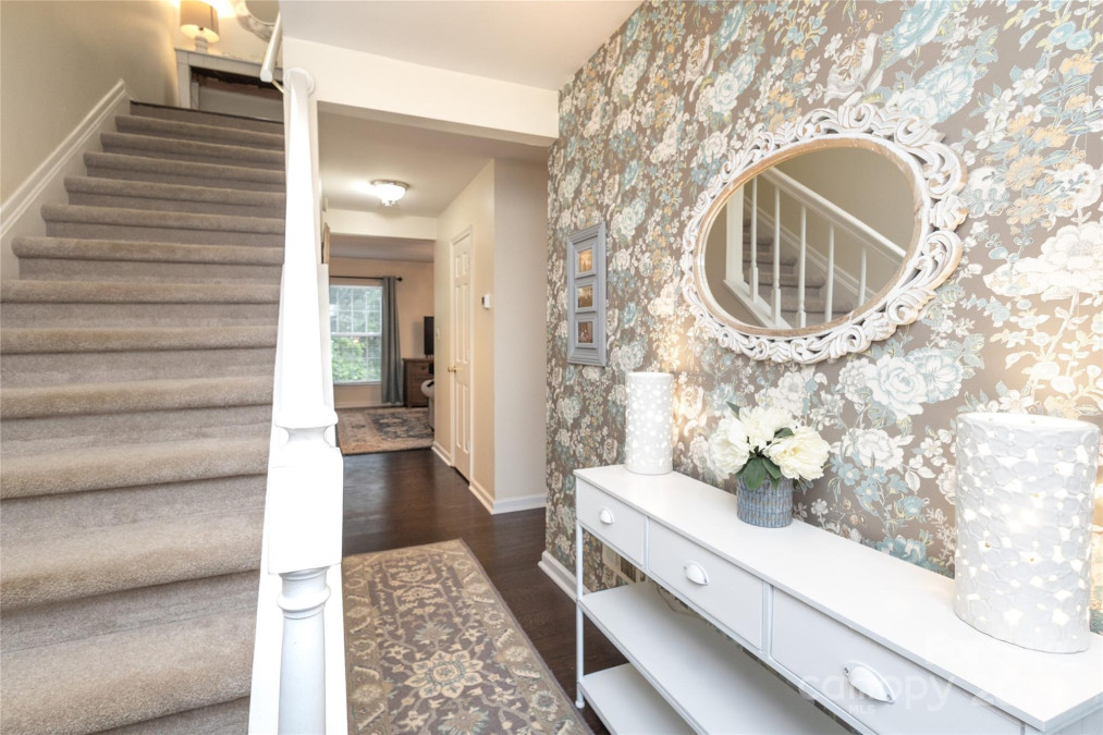 8306 Knights Bridge Rd Charlotte, NC 28210