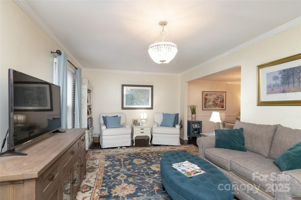 8306 Knights Bridge Rd Charlotte, NC 28210