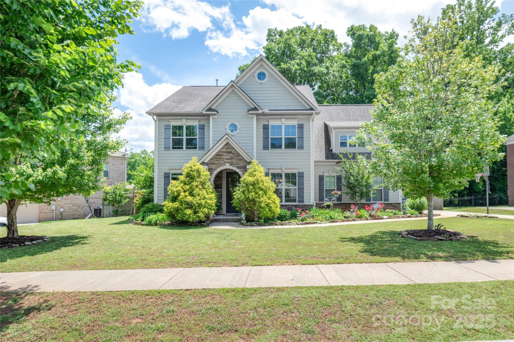 4225 Abernathy Pl Harrisburg, NC 28075