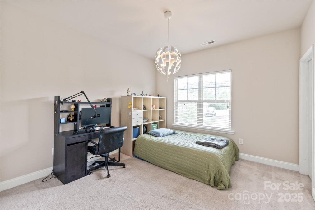 4225 Abernathy Pl Harrisburg, NC 28075