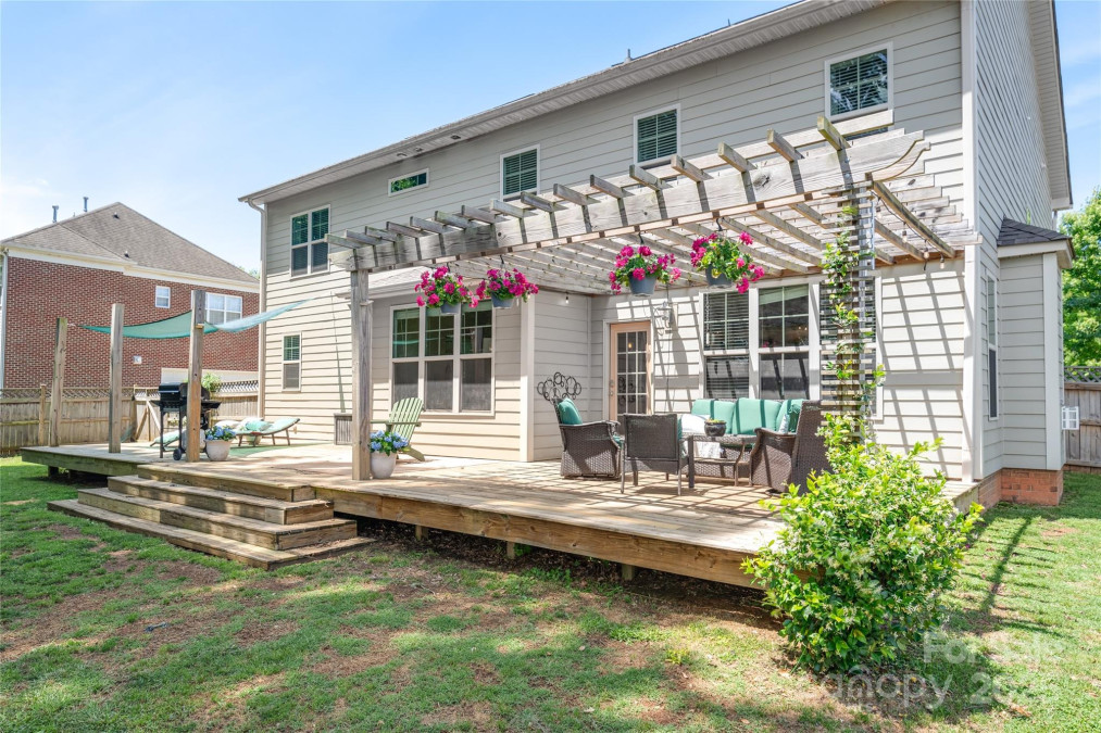 4225 Abernathy Pl Harrisburg, NC 28075