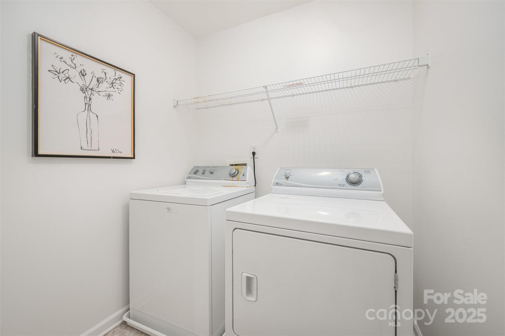 15554 Stronvar House Ln Charlotte, NC 28277