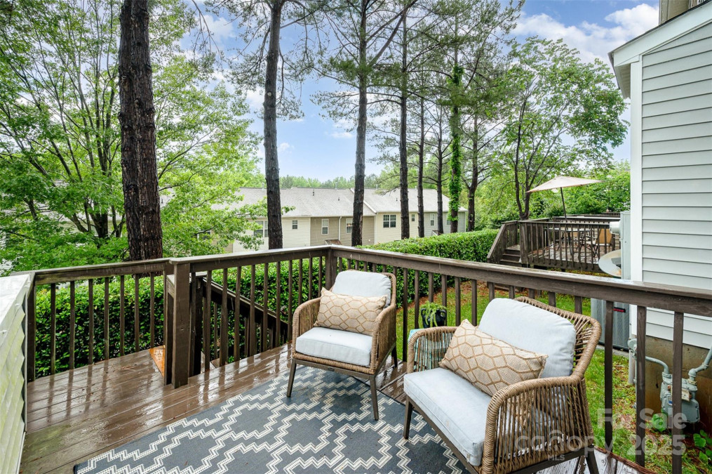 15554 Stronvar House Ln Charlotte, NC 28277
