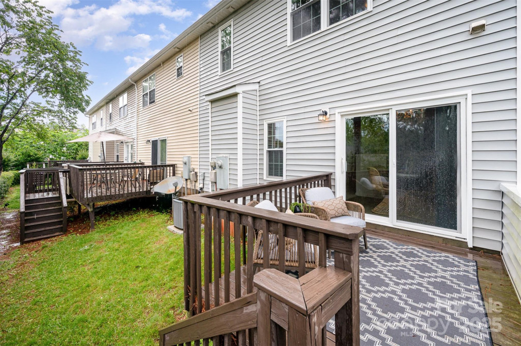 15554 Stronvar House Ln Charlotte, NC 28277