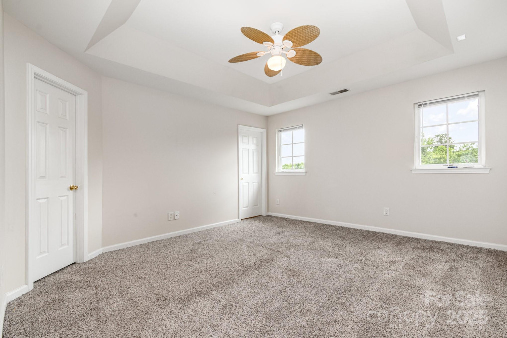 4213 Coulter Crossing Charlotte, NC 28213