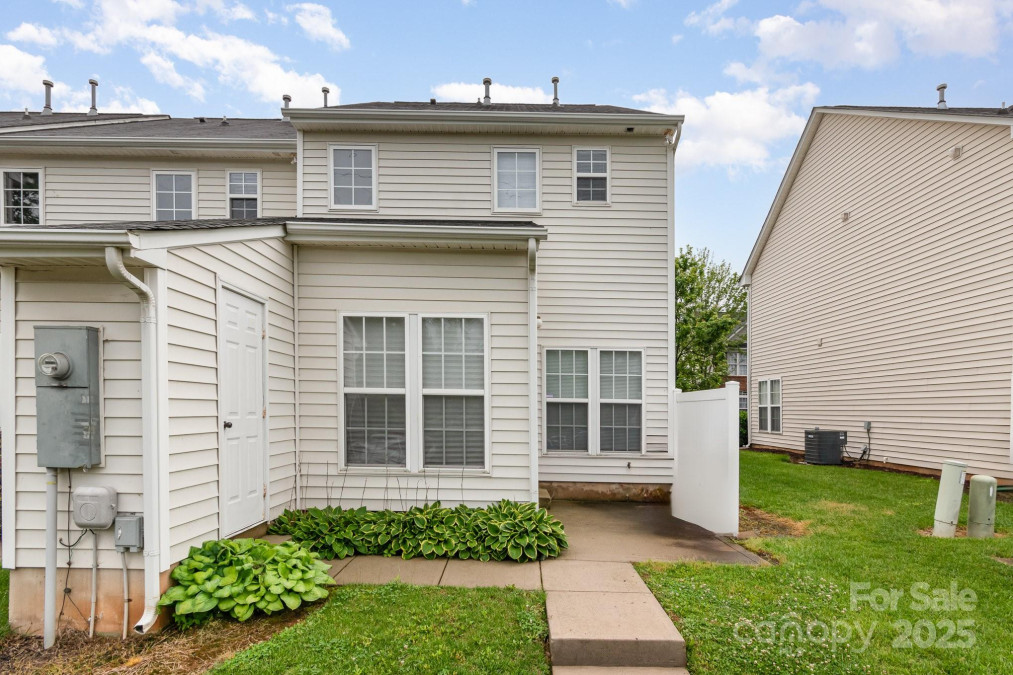 4213 Coulter Crossing Charlotte, NC 28213