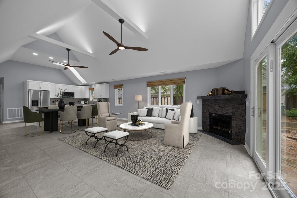 41 Beekeeper Trl Swannanoa, NC 28778