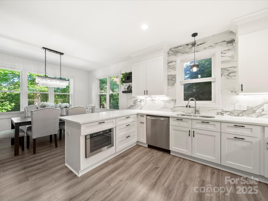 9712 Worley Dr Charlotte, NC 28215