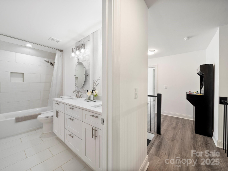 9712 Worley Dr Charlotte, NC 28215