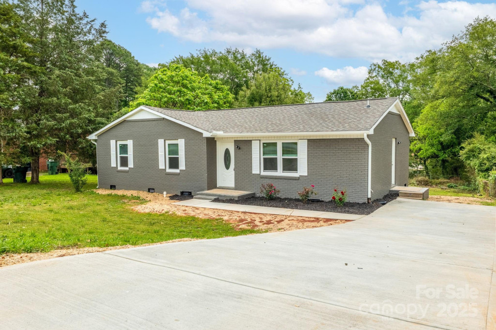 2511 Linwood Rd Gastonia, NC 28052