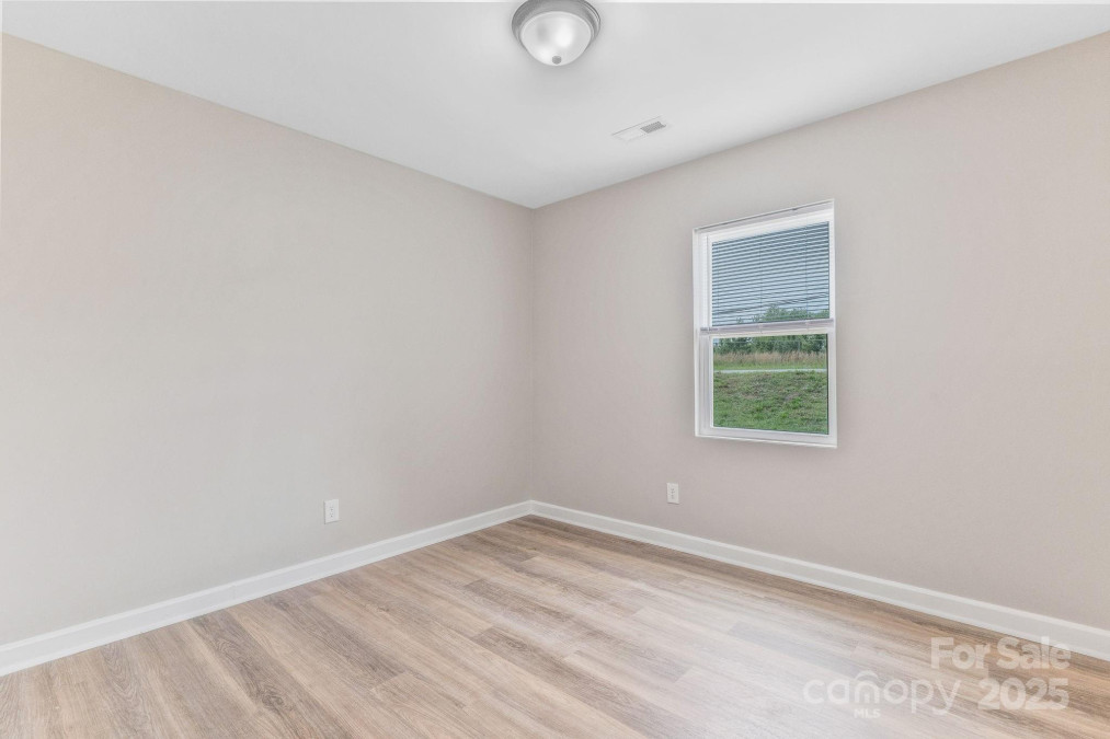 2511 Linwood Rd Gastonia, NC 28052