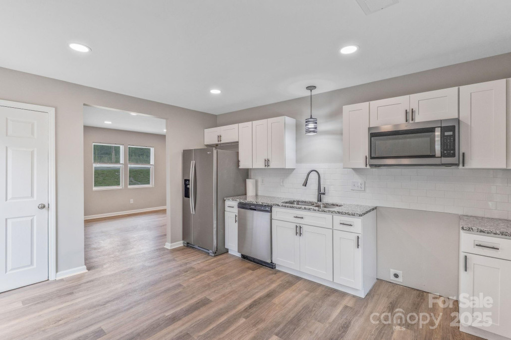 2511 Linwood Rd Gastonia, NC 28052
