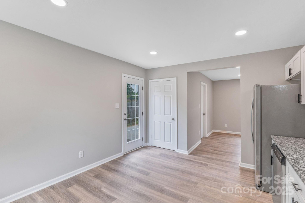 2511 Linwood Rd Gastonia, NC 28052
