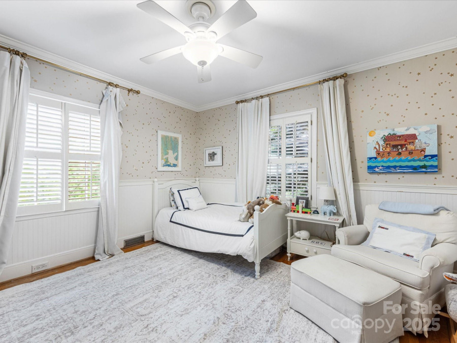 2432 Hassell Pl Charlotte, NC 28209
