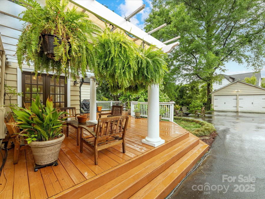 2432 Hassell Pl Charlotte, NC 28209