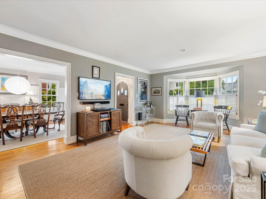 2432 Hassell Pl Charlotte, NC 28209
