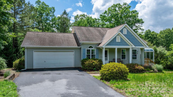 109 Gatwick Ct Statesville, NC 28677