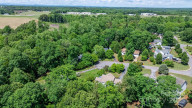 109 Gatwick Ct Statesville, NC 28677