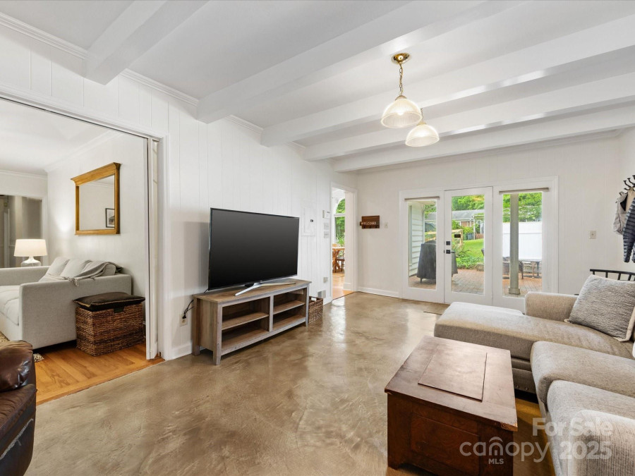 1031 Eldorado Ave Charlotte, NC 28262