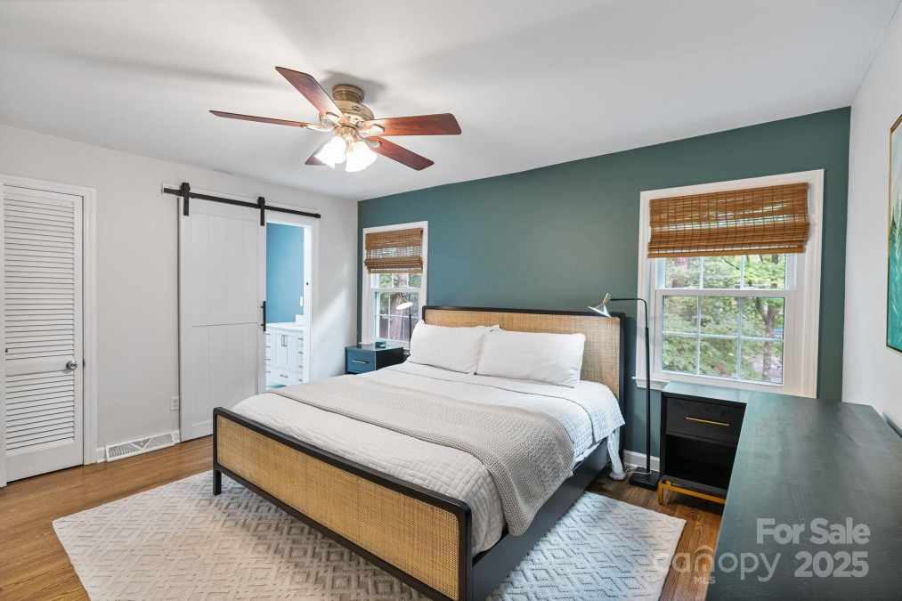 6208 Rocky Falls Rd Charlotte, NC 28211