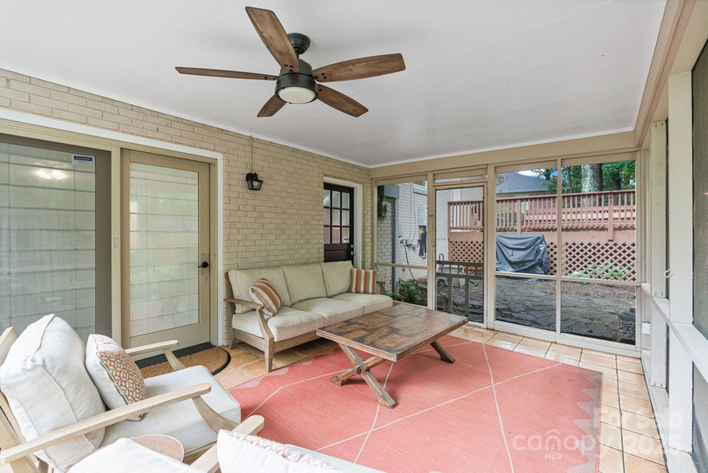 6208 Rocky Falls Rd Charlotte, NC 28211