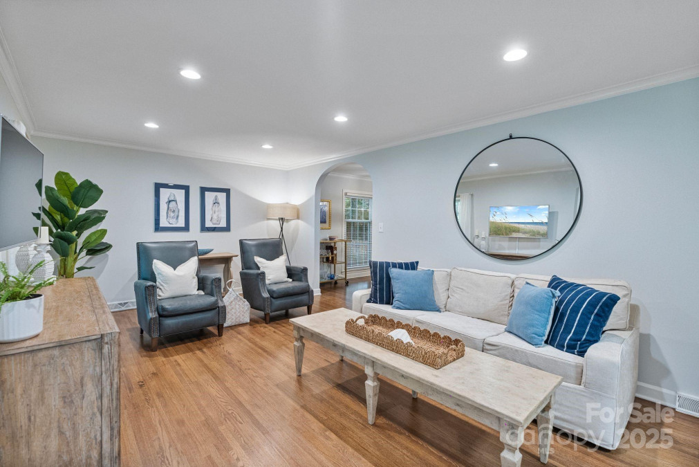 6208 Rocky Falls Rd Charlotte, NC 28211
