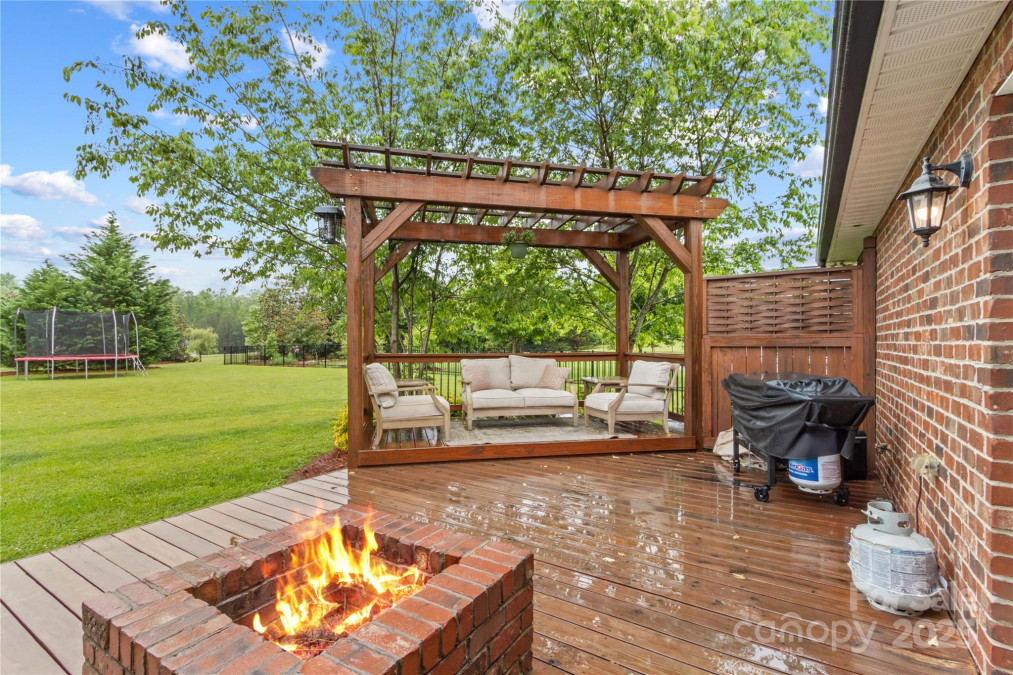 4336 Hunter Rhyne Rd Lincolnton, NC 28092
