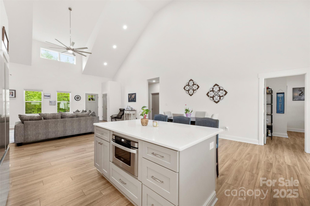 7683 Sarah Dr Denver, NC 28037