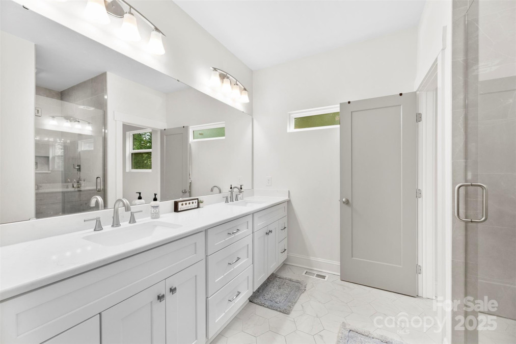7683 Sarah Dr Denver, NC 28037