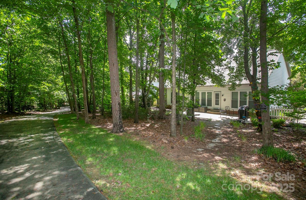 6009 Swanston Dr Charlotte, NC 28269