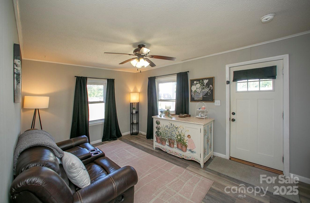 407 Orchard Ln Belmont, NC 28012