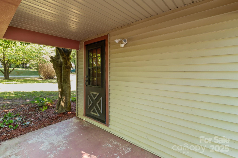 94 Sumner Ave Concord, NC 28027