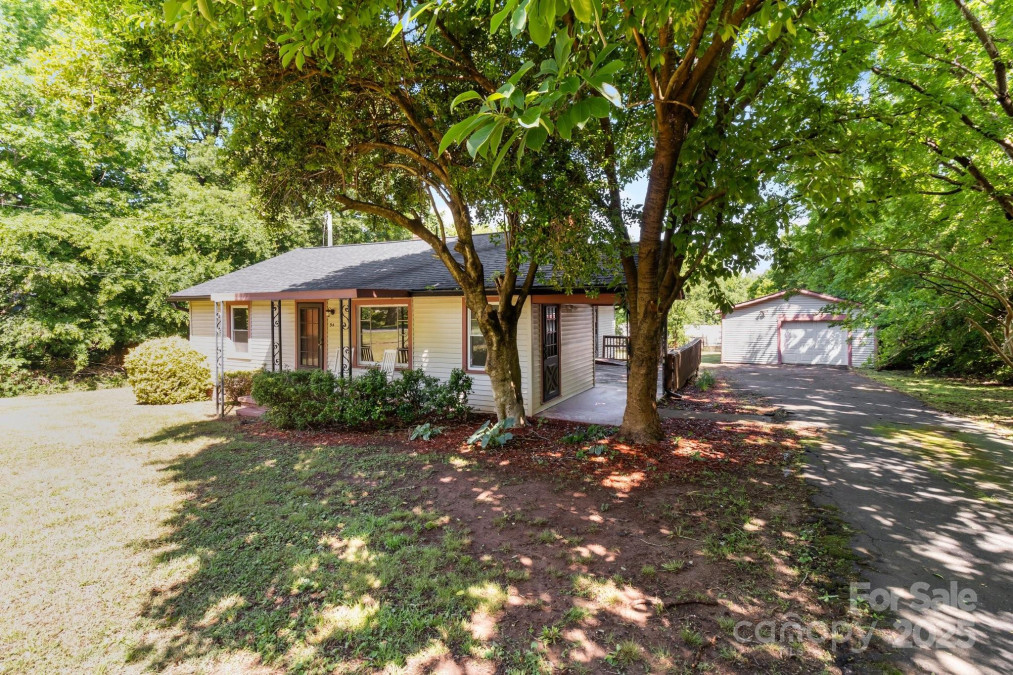 94 Sumner Ave Concord, NC 28027