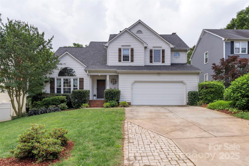 8605 Tamarron Dr Charlotte, NC 28277