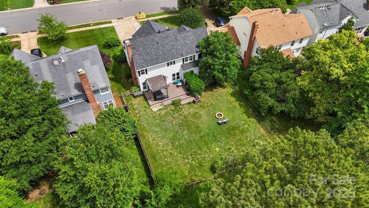8605 Tamarron Dr Charlotte, NC 28277