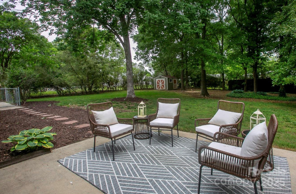 1610 Ford St Charlotte, NC 28216