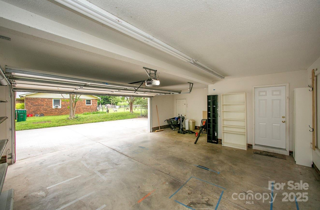 1610 Ford St Charlotte, NC 28216