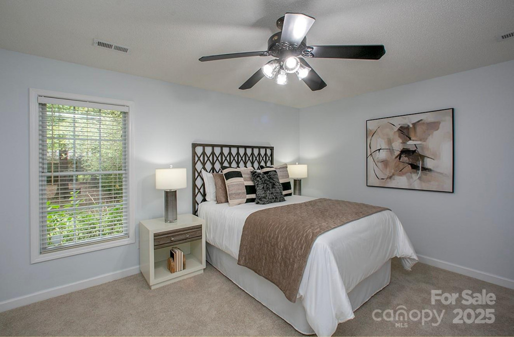 1610 Ford St Charlotte, NC 28216